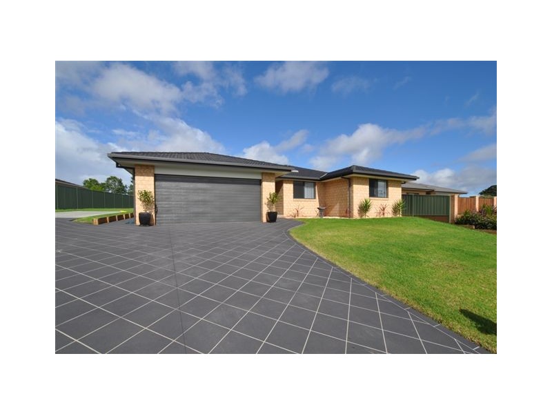 63 Riverbreeze Drive, Wauchope NSW 2446