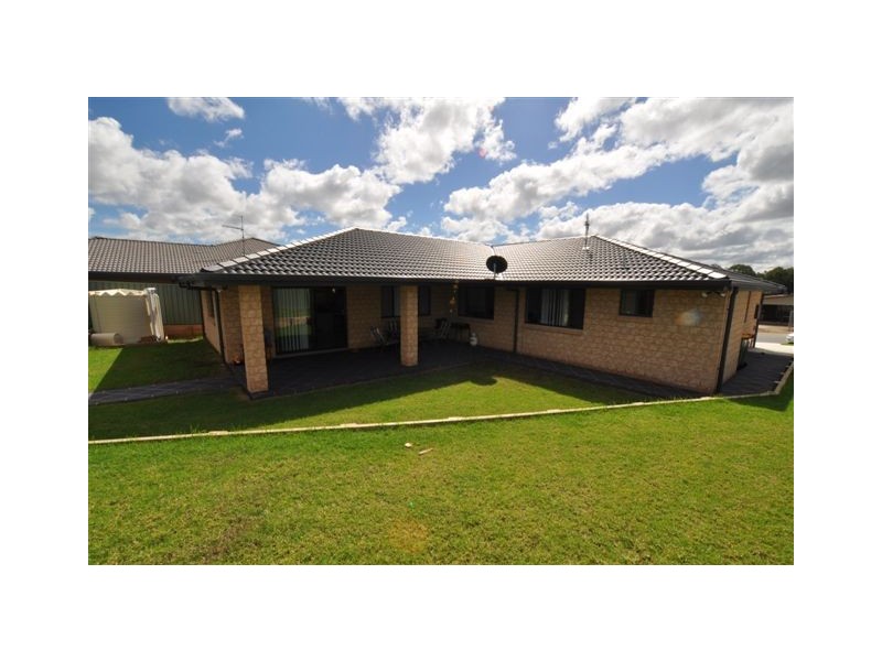 63 Riverbreeze Drive, Wauchope NSW 2446