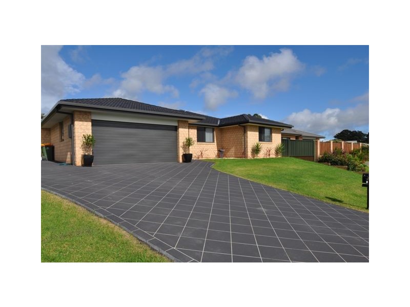 63 Riverbreeze Drive, Wauchope NSW 2446