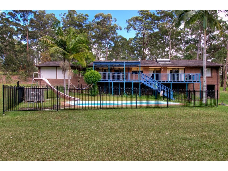 220 Bushlands Drive, Sancrox NSW 2446