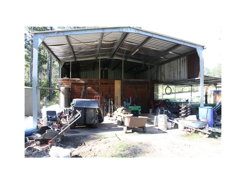 180 Upper Smiths Creek Rd, Kundabung NSW 2441