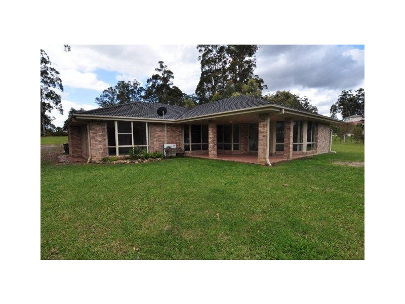 19 Fenton Drive, King Creek NSW 2446