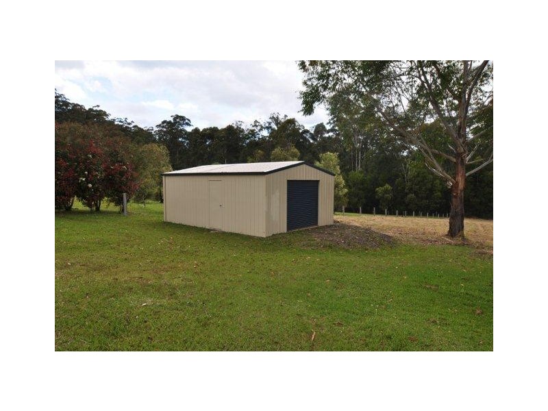 19 Fenton Drive, King Creek NSW 2446