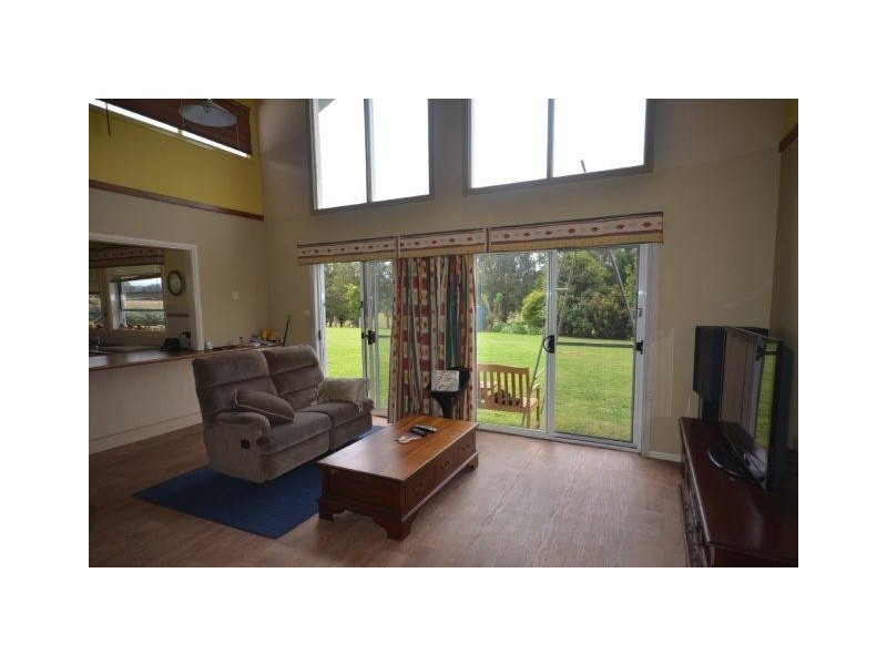 35 Matthew Mitchell Drive, Wauchope NSW 2446