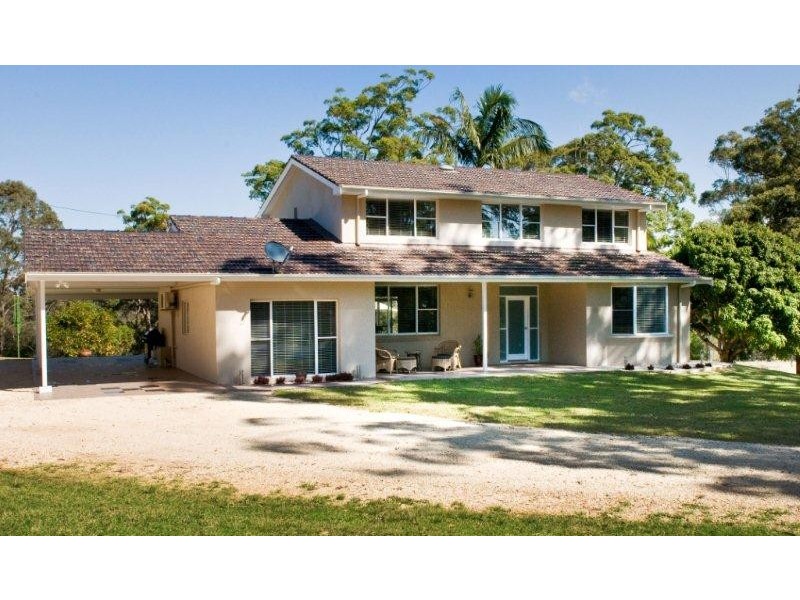 272 Lake Innes Dr, Lake Innes NSW 2446