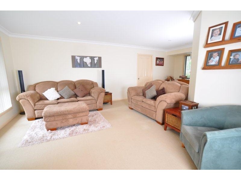 11 Pioneer Place, Wauchope NSW 2446