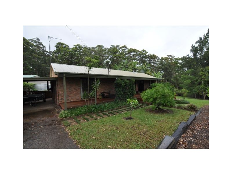 12 Warrew Crescent, King Creek NSW 2446