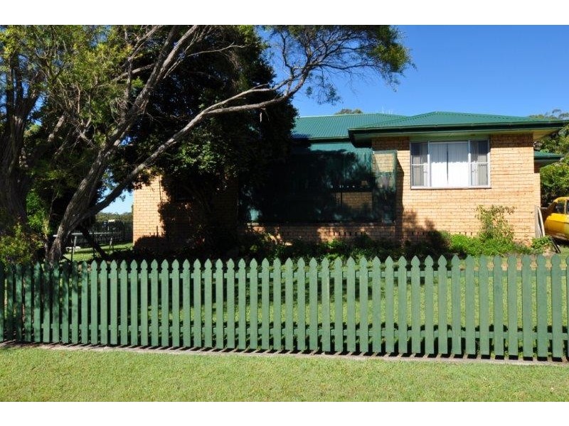 2 Sutherland Street, Wauchope NSW 2446