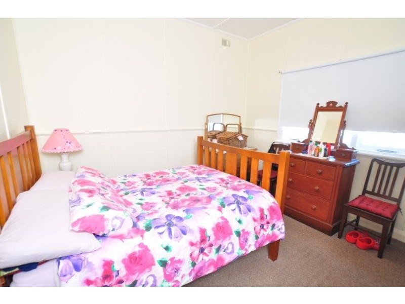 2 Graham Street, Wauchope NSW 2446