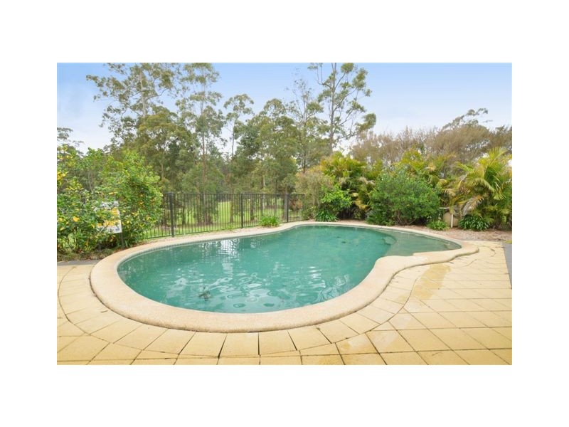 15 Manzanillo Drive, King Creek NSW 2446