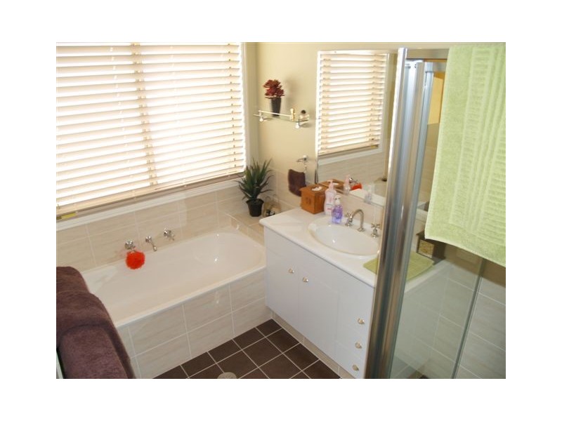 77 Colonial Circuit, Wauchope NSW 2446