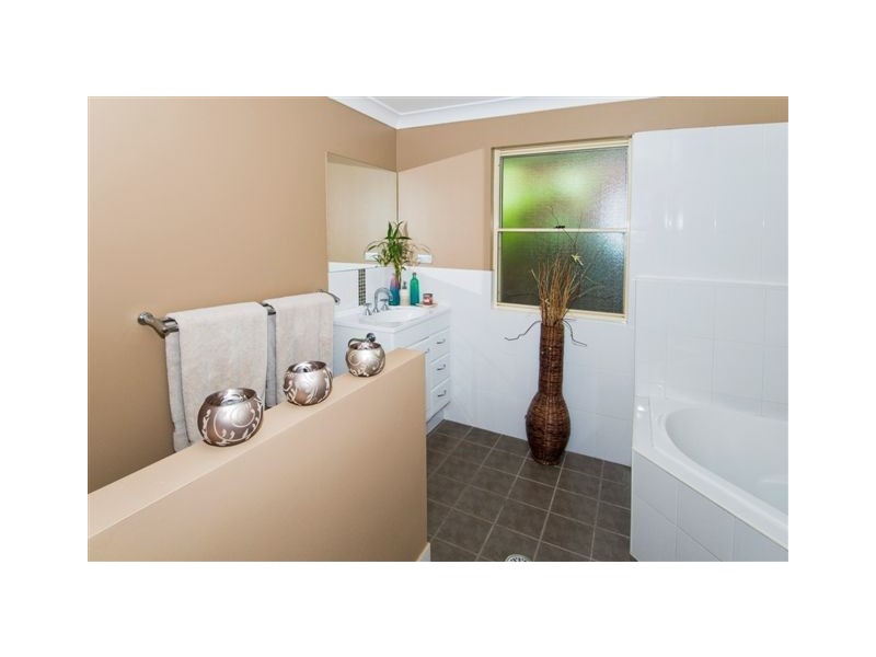 10 Ellenborough Place, Wauchope NSW 2446