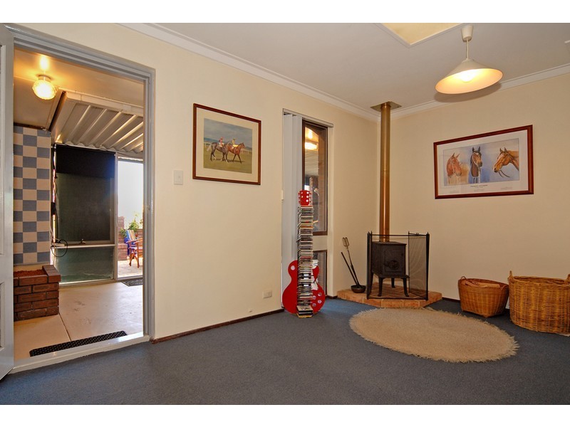180 Waterford Drive, Hillarys WA 6025