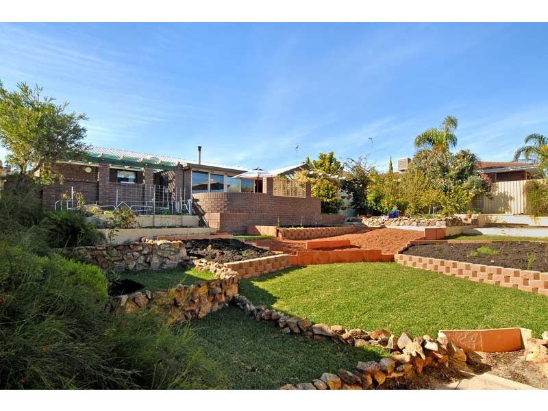 180 Waterford Drive, Hillarys WA 6025