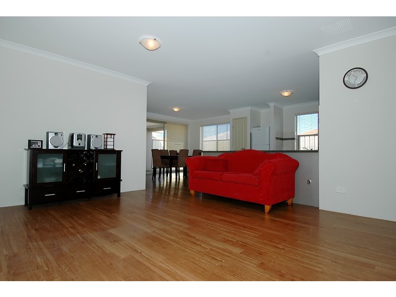 10 Yaroomba Place, Clarkson WA 6030