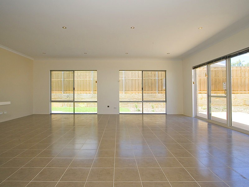 22 Whitecap Street, Yanchep WA 6035