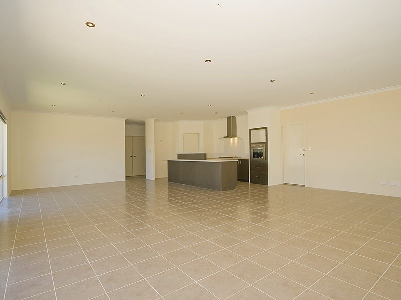 22 Whitecap Street, Yanchep WA 6035