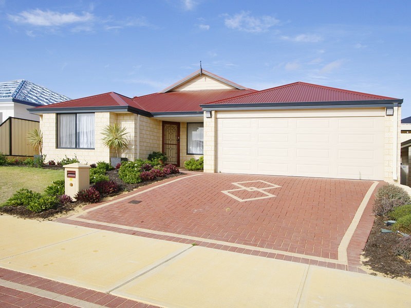 17 Elmhurst Drive, Clarkson WA 6030