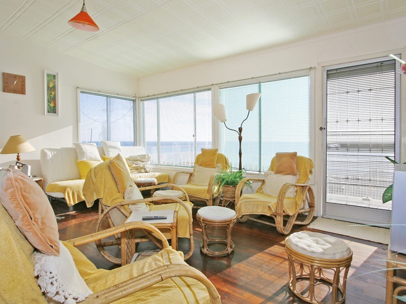 126 Ocean Drive, Quinns Rocks WA 6030