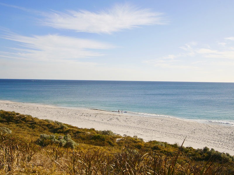 126 Ocean Drive, Quinns Rocks WA 6030