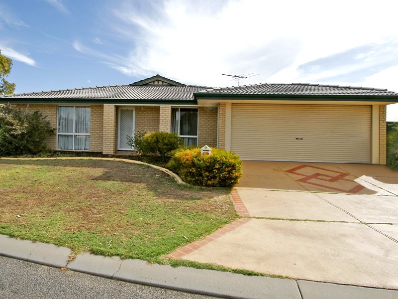 8 Pier Place, Quinns Rocks WA 6030