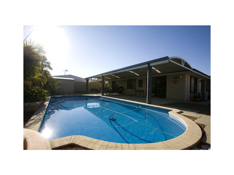 9 Barnett Close, Huntingdale WA 6110