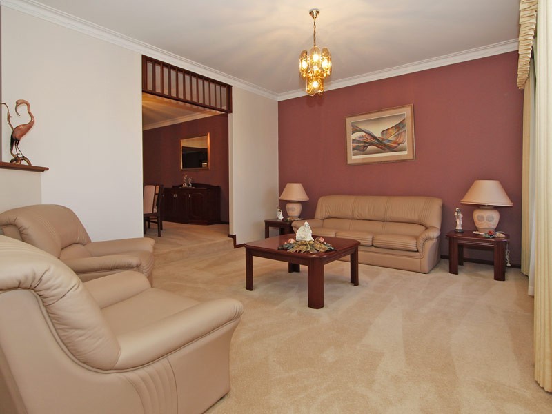 4 Hertha Rd, Innaloo WA 6018