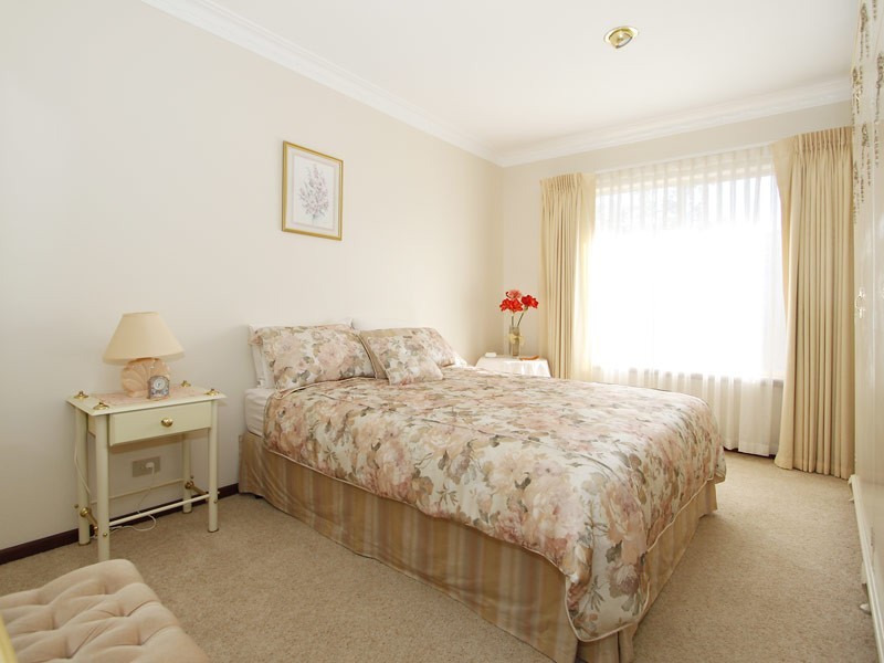 4 Hertha Rd, Innaloo WA 6018