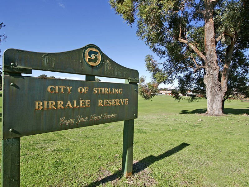 1,2,3/23 Stoner St, Innaloo WA 6018