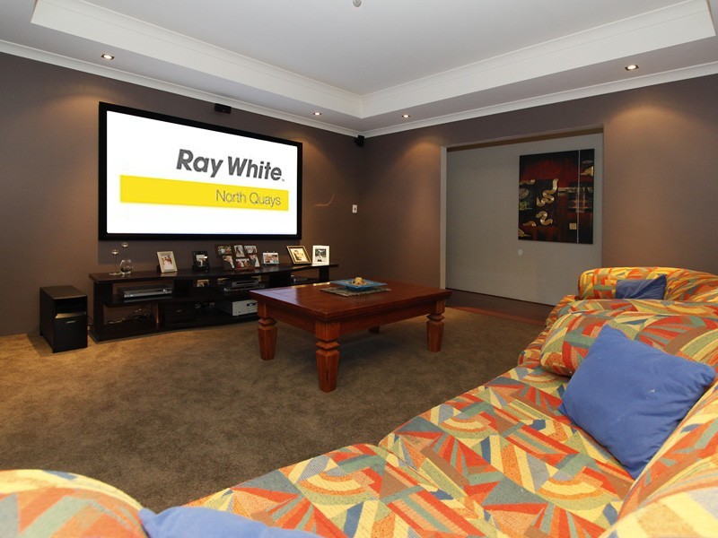 18 Airlie Chase, Clarkson WA 6030