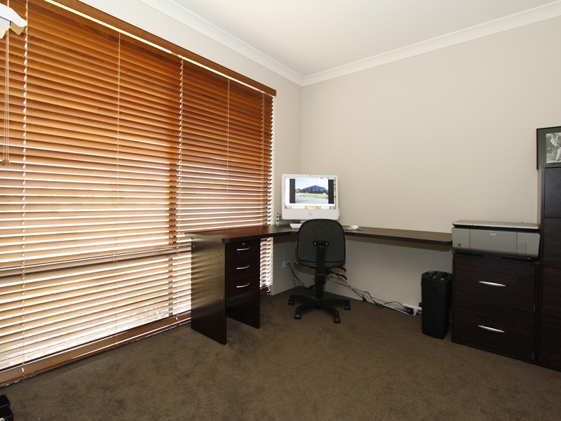 18 Airlie Chase, Clarkson WA 6030