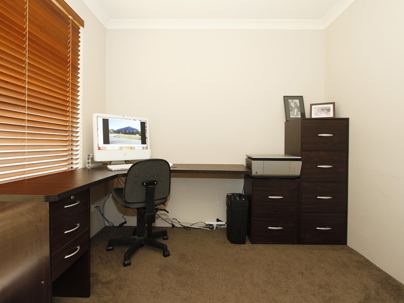 18 Airlie Chase, Clarkson WA 6030