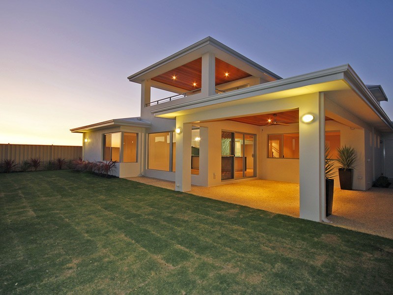 5 Tulum Approach, Iluka WA 6028