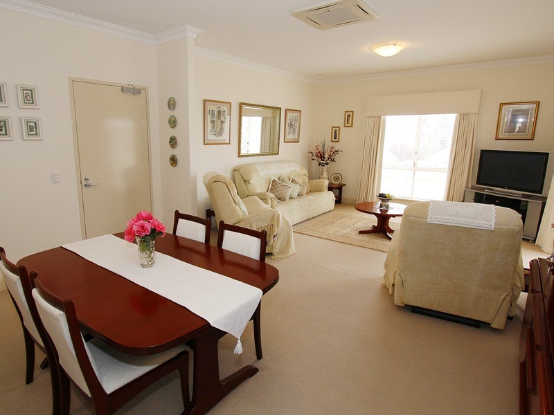 25 The Walk, Mindarie WA 6030