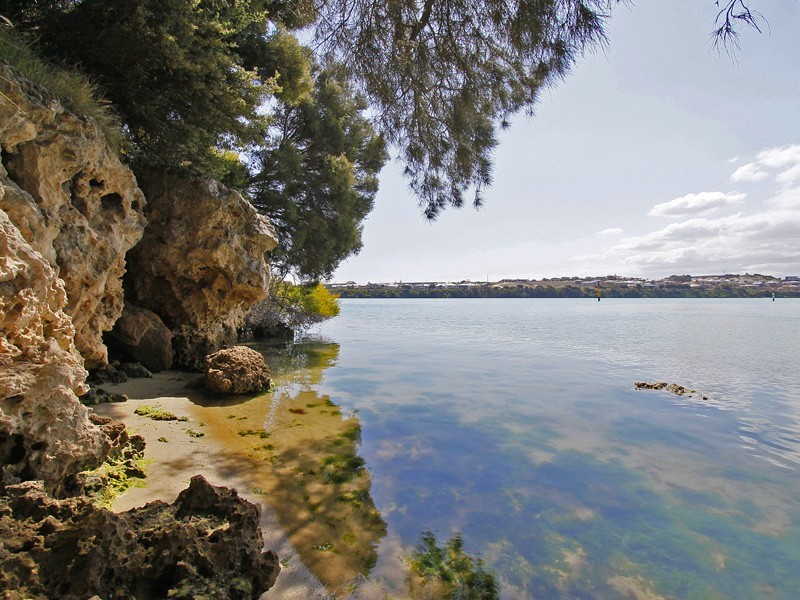 5 Phyllis Street, North Fremantle WA 6159