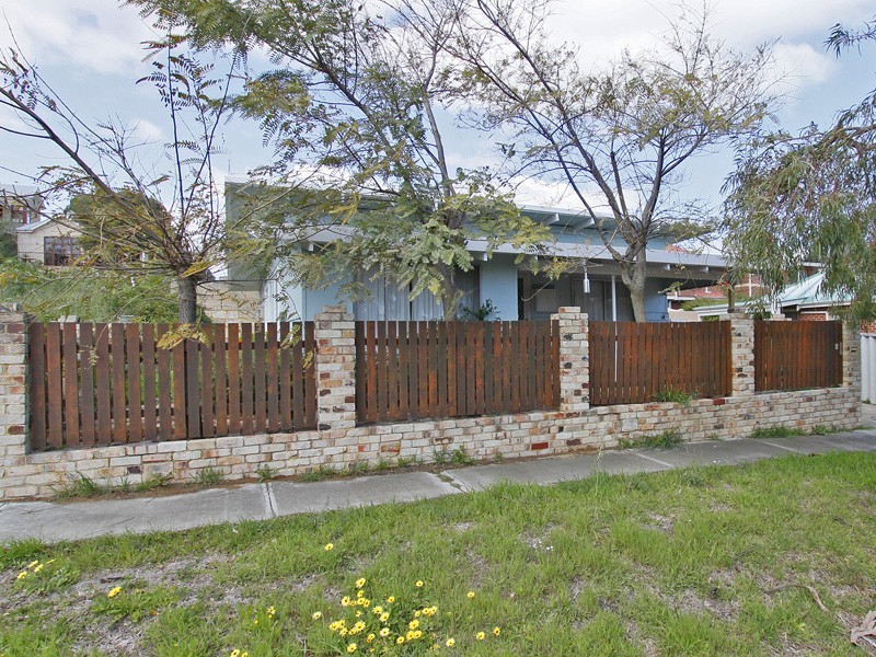 5 Phyllis Street, North Fremantle WA 6159