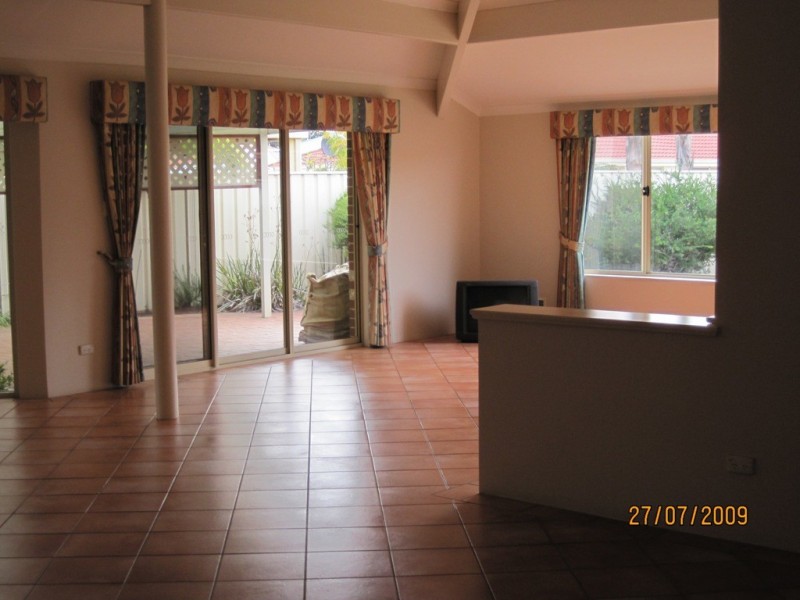 14 Solway Green, Canning Vale WA 6155