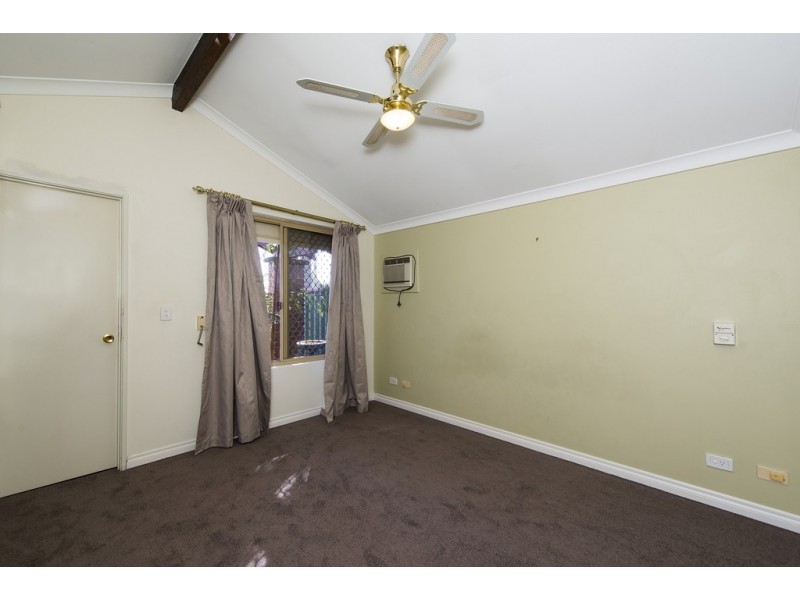 4 Silda Place, Gosnells WA 6110