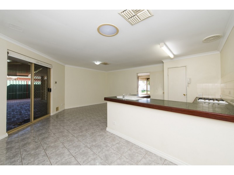 4 Silda Place, Gosnells WA 6110