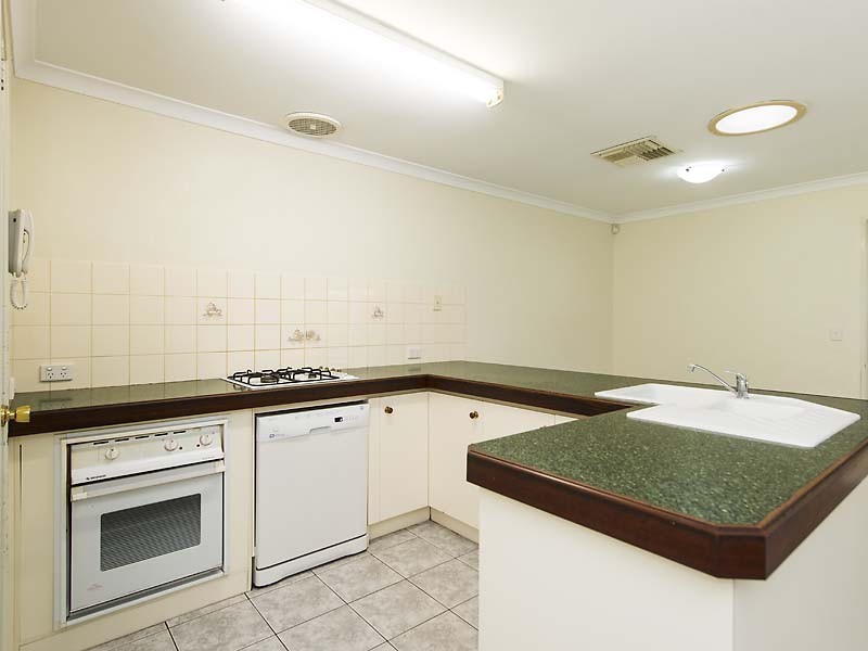 4 Silda Place, Gosnells WA 6110