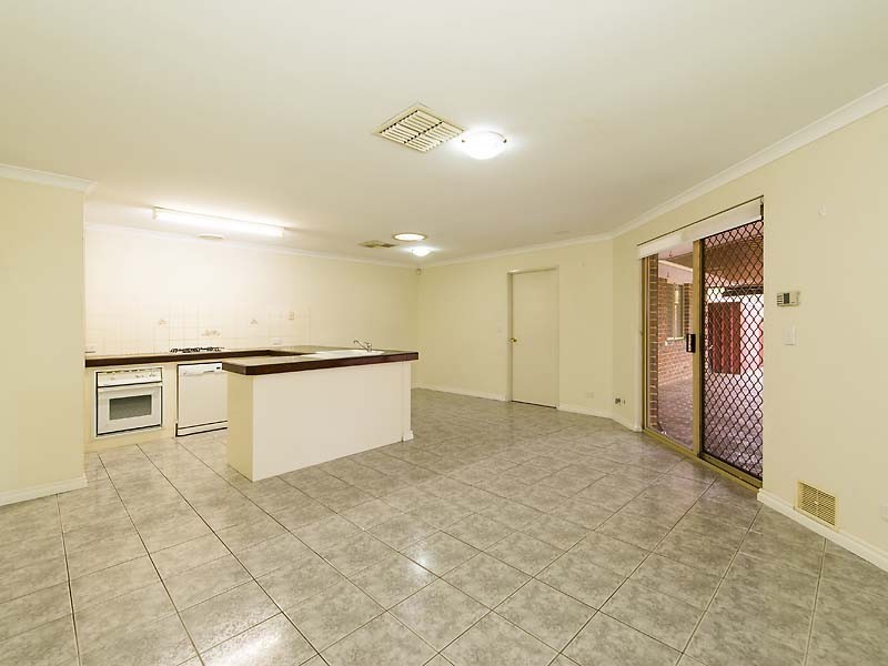 4 Silda Place, Gosnells WA 6110