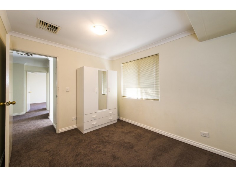 4 Silda Place, Gosnells WA 6110