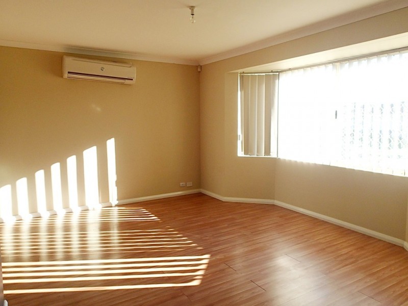 22 Jobson Loop, Brookdale WA 6112