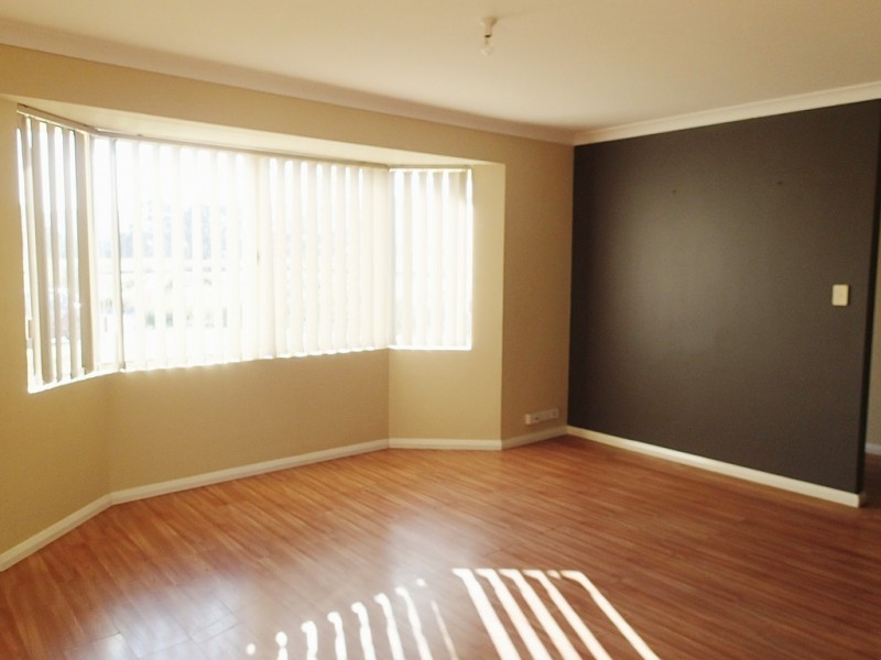 22 Jobson Loop, Brookdale WA 6112