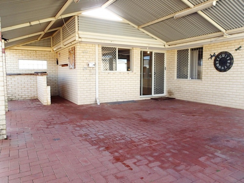 22 Jobson Loop, Brookdale WA 6112