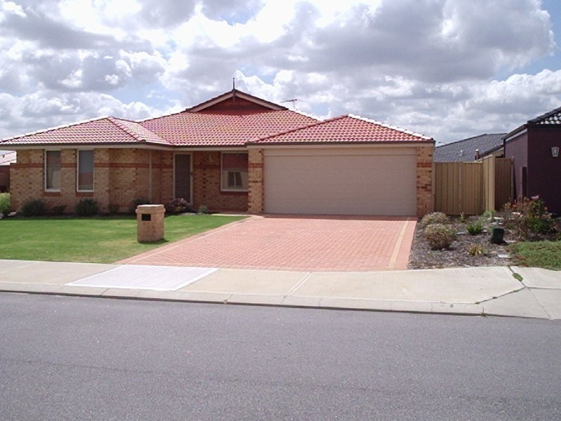 34 The Bridgeway, Canning Vale WA 6155