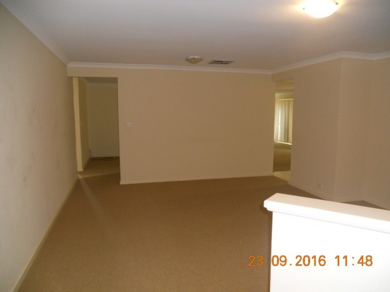 34 The Bridgeway, Canning Vale WA 6155