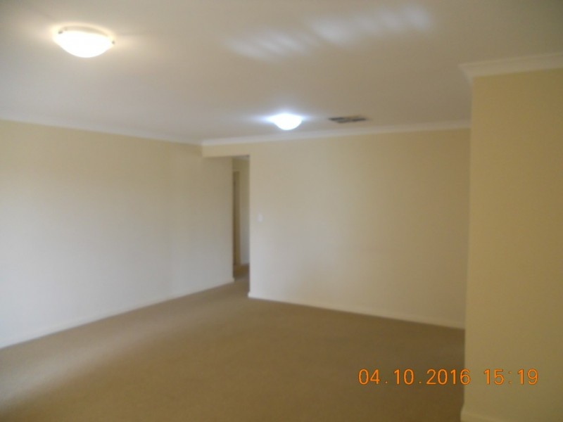 34 The Bridgeway, Canning Vale WA 6155