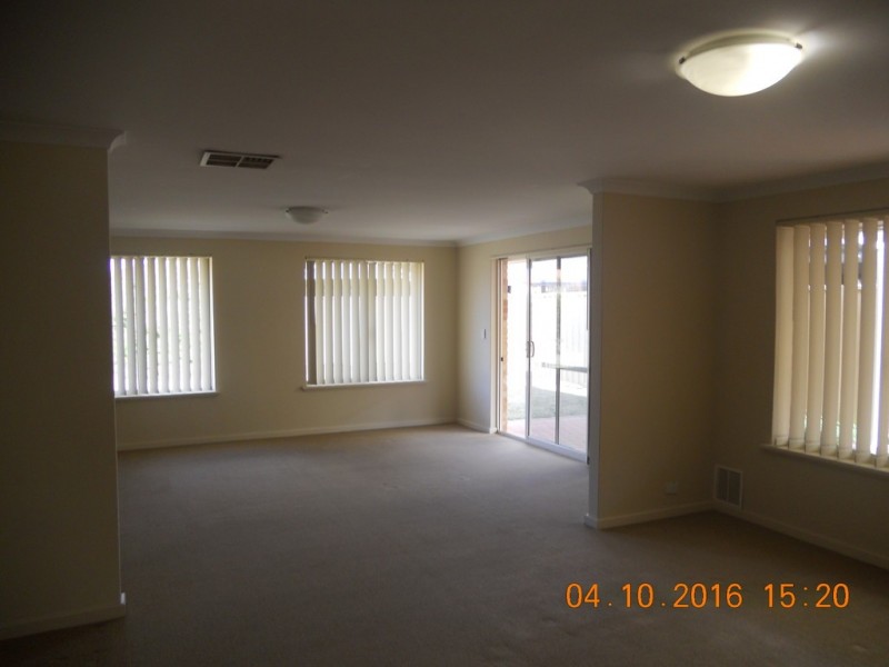 34 The Bridgeway, Canning Vale WA 6155