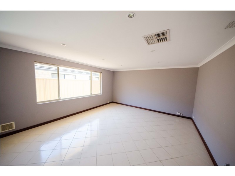 44 Boongala Circuit, Canning Vale WA 6155